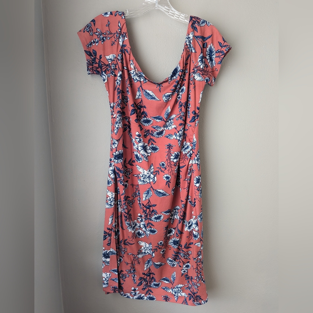 Floral print bodycon maternity dress